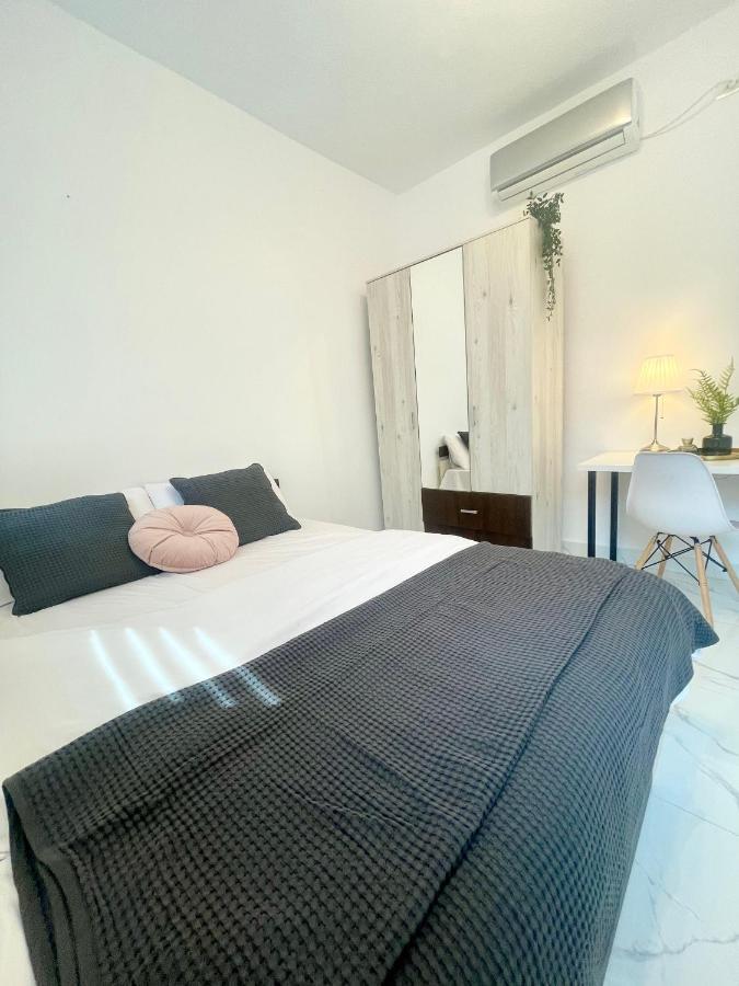 Cozy Central Studio Near Park 부쿠레슈티 외부 사진